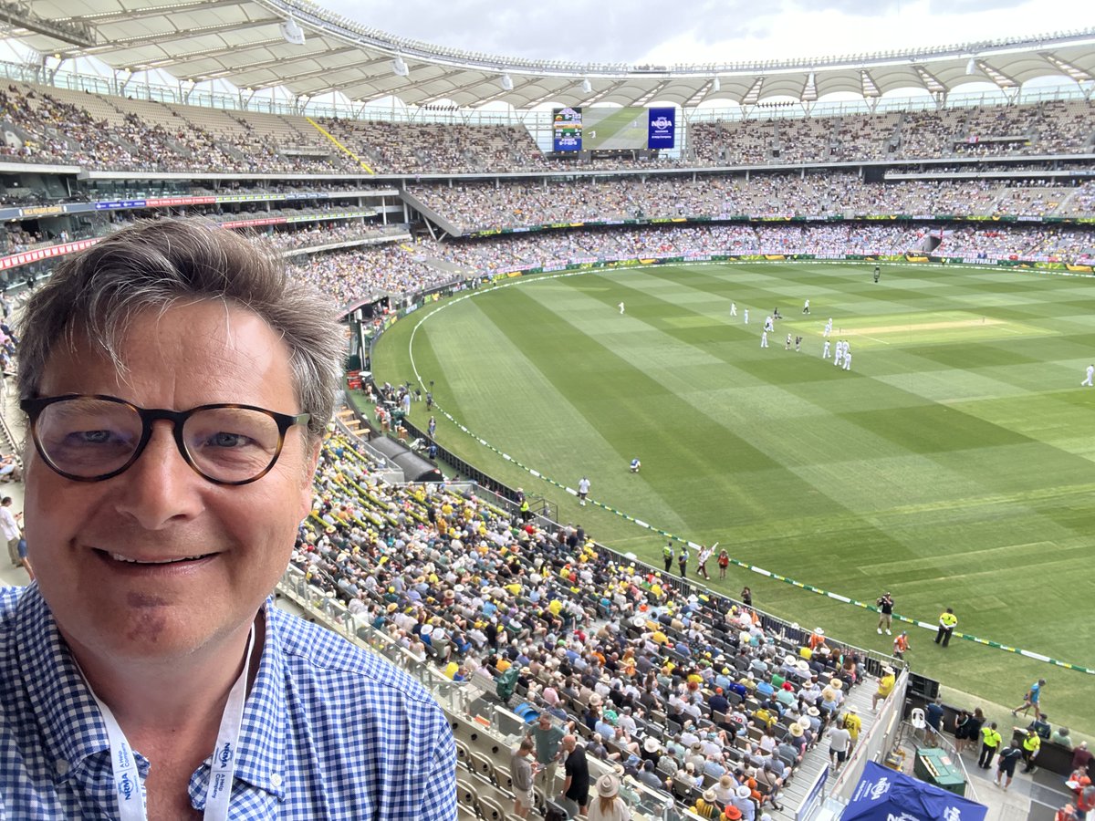 BlindSquirrelMacro tweet media