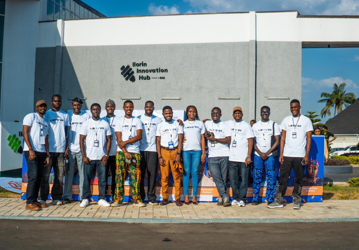 bhalow_meenat's tweet image. mehhnnnn we did a thing✨
#KBTC25 #NextBuilders