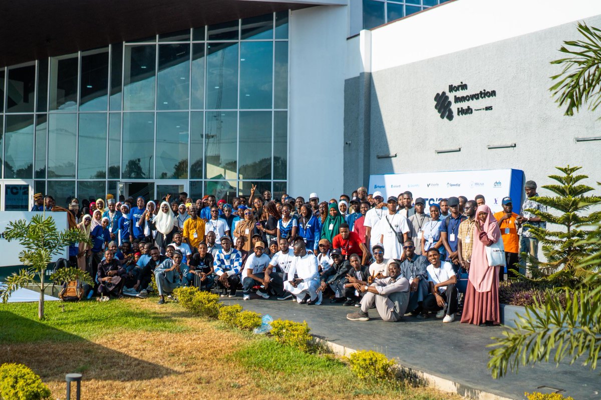 bhalow_meenat's tweet image. mehhnnnn we did a thing✨
#KBTC25 #NextBuilders