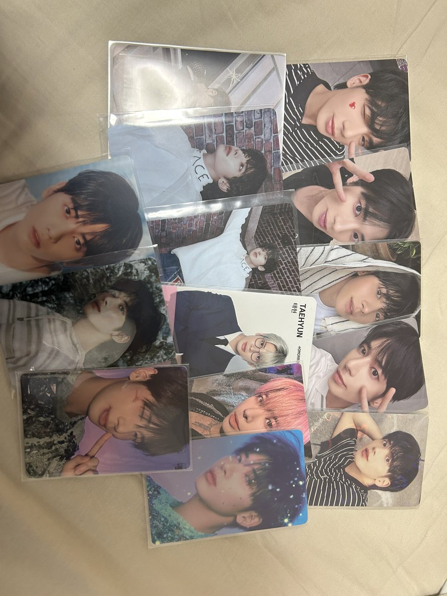 yudurya__'s tweet photo. TXT トレカ  交換 

譲 画像4枚
(スビン ヨンジュン テヒョン ヒュニンカイ)

求 ボムギュ 同異種
     なんでも検討致しますので御気軽にお願         いします🍀

#TXT交換 https://t.co/UyFYrTQgpG