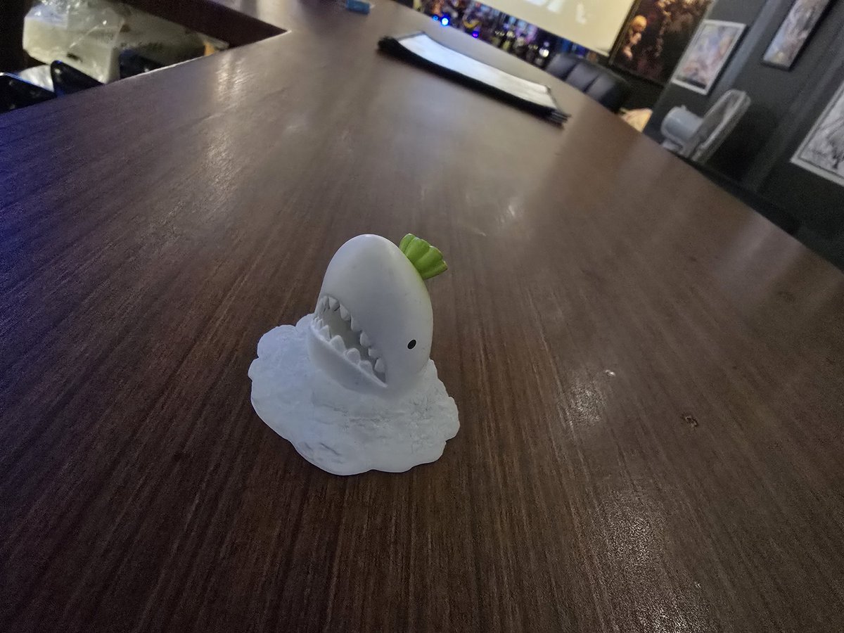 今ならすぐにお席座れます！
サメ大根が寂しそうにしています