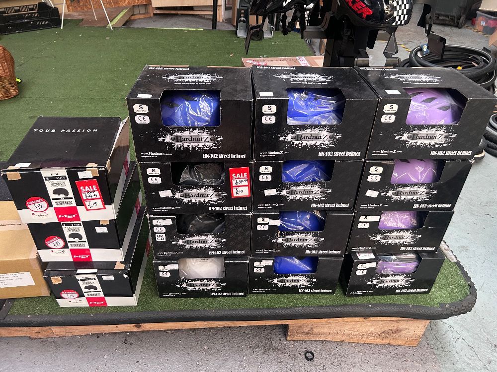 amsauctionsuk's tweet image. Contents of Bike Repair Shop Online Auction, Location: Julian House Bike Workshop, Bath, BA1 2BN - Sale Closes: Friday 28th November at 12.30 PM ams.uk/catalogue.cgi?… #Bicycles #Helmets #Valves #HandTools #Tyres #Repair