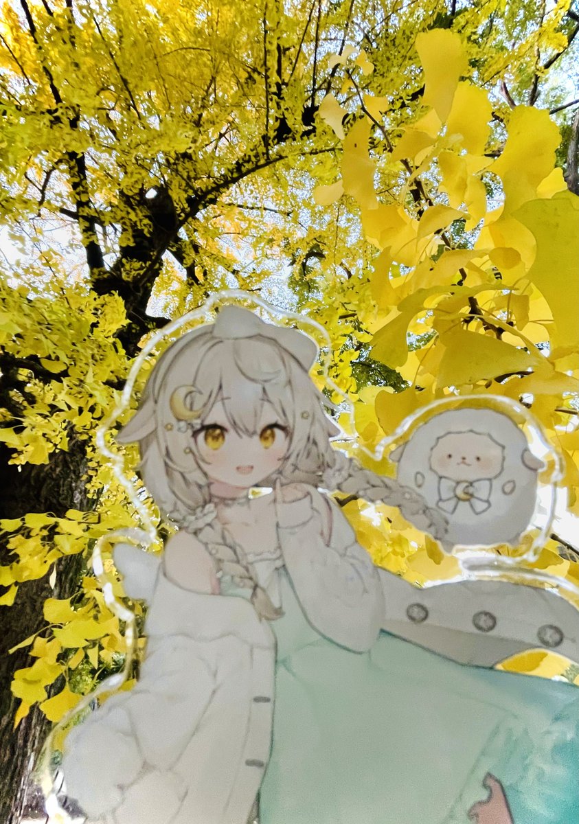 ふわむさんのアクスタお迎えしてから季節が変わるたびにお出かけすること増えました...！
どちらの衣装もめっちゃ可愛くてお気に入り✨

素敵なグッズを常設で出してくれて本当にありがとうございます～
（こっそり宣伝...！）