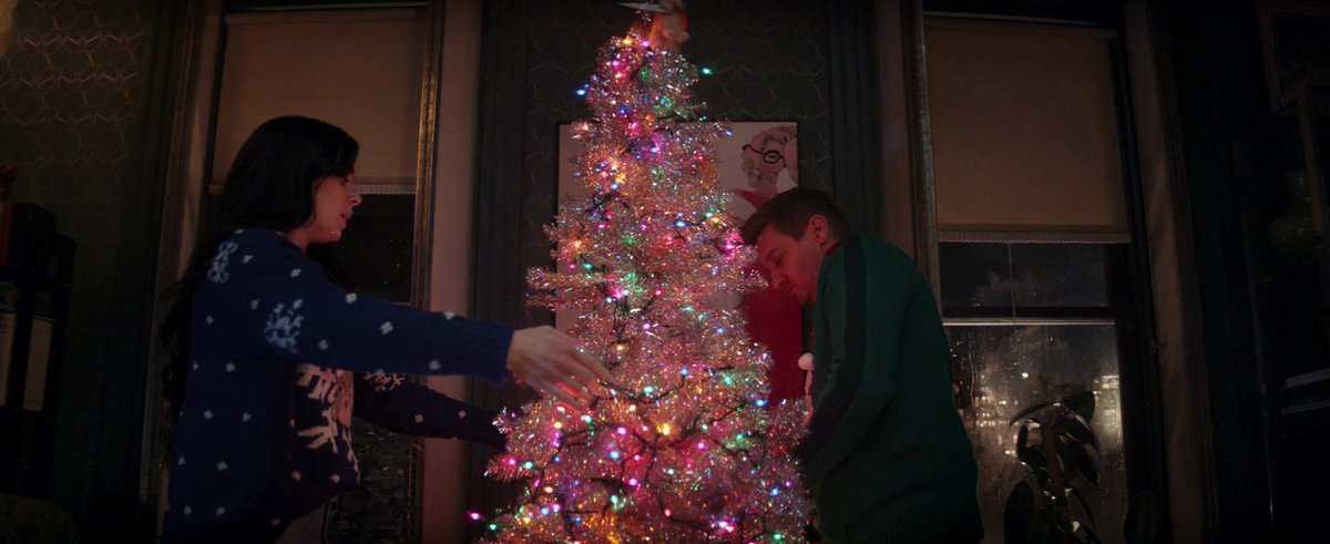 BELOVASHAWKEYE's tweet image. it’s officially hawkeye season 💜🏹🎄🎅🏻