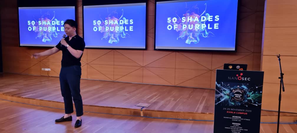 nanosec_asia's tweet image. 🟣Swimming in 𝟓𝟎 𝐬𝐡𝐚𝐝𝐞𝐬 𝐨𝐟 𝐩𝐮𝐫𝐩𝐥𝐞 with 𝐏𝐞𝐧𝐠 𝐅𝐞𝐢 @ #ParallelPulse 2025, where defence, offence and everything in between turns into pure cyber artistry. 🟣
