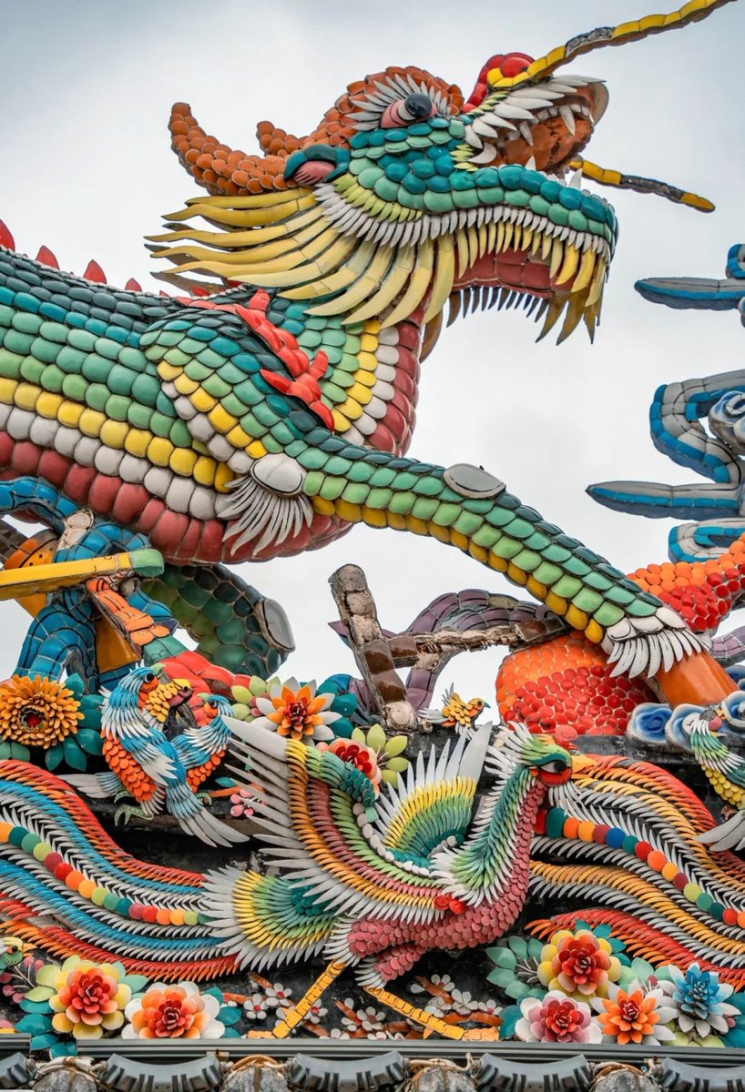 ついに「これが一番好き」と思える屋根に出会った。
その場所は汕頭の観音廟。