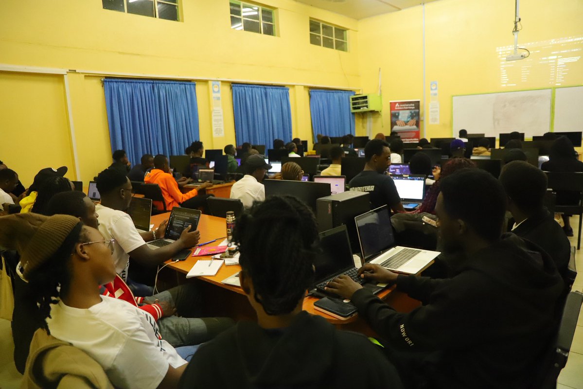 AvaxAfrica's tweet image. 🔺 We wrapped up an incredible Builders Night at Murang’a University of Technology 🚀

From sunset to sunrise , 12 hours of building, learning, shipping code and sipping coffee ☕🔥

70+ students stayed through the night,
15+ on-chain &amp;amp; GitHub-ready projects were built,
and an…