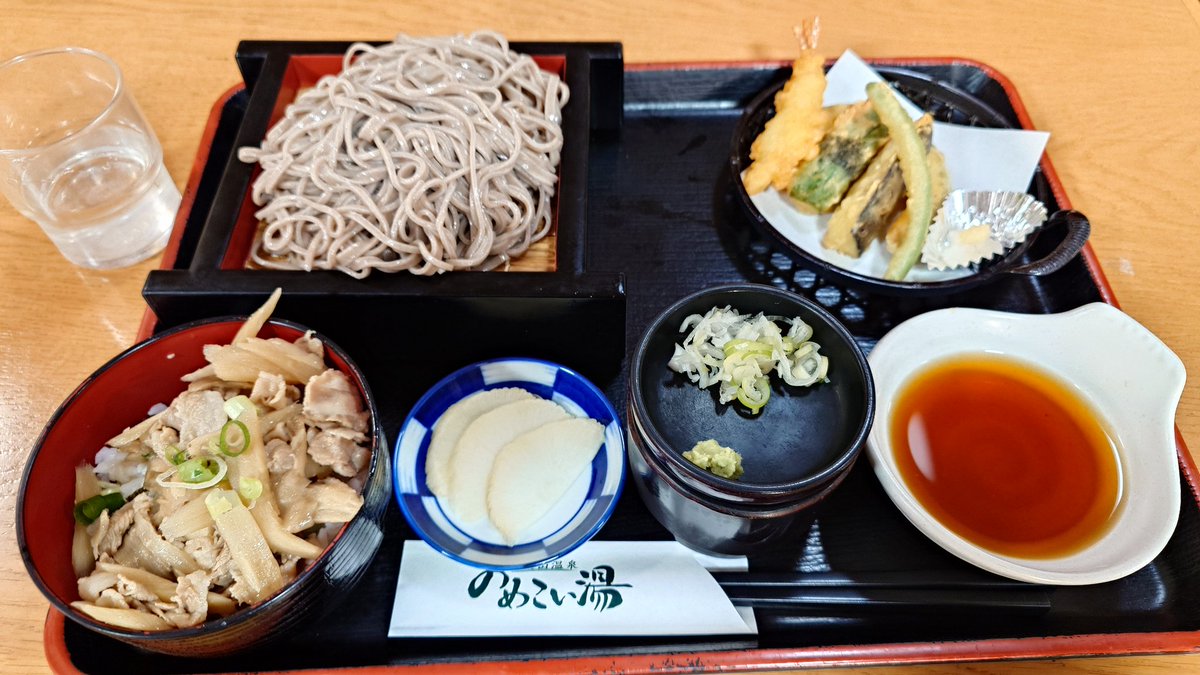 HiddenKazoo's tweet image. #EnjoyLunchwithSomeoneSpecial
丹波山のめこいの湯の食事処
ミニ豚丼セット