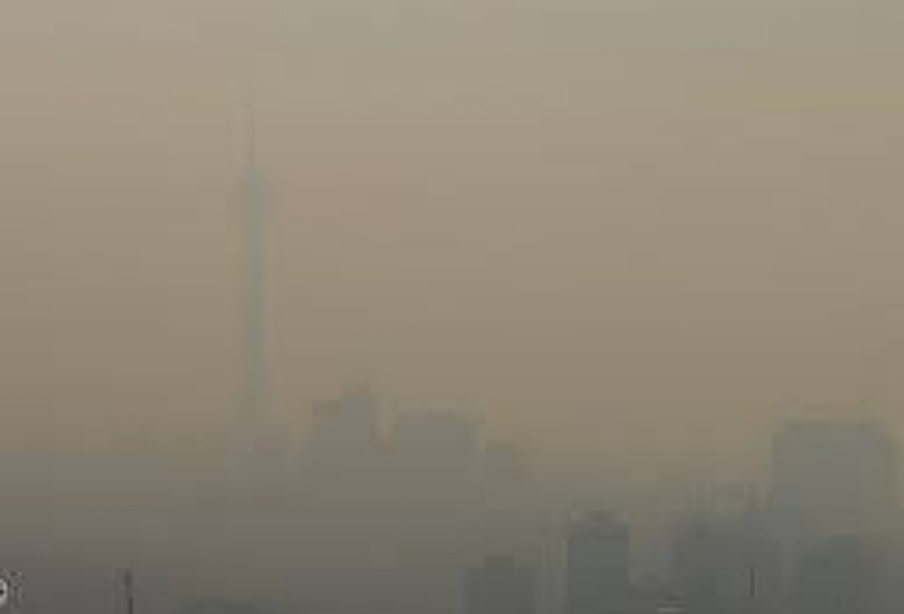 taraw_kh's tweet image. اینی که نمی‌بینید، تهرانه.