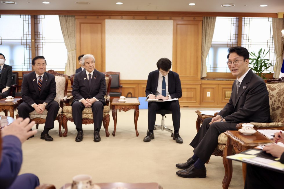 dolidori0628's tweet image. 한일·일한 협력위원회 대표단 접견 (1)