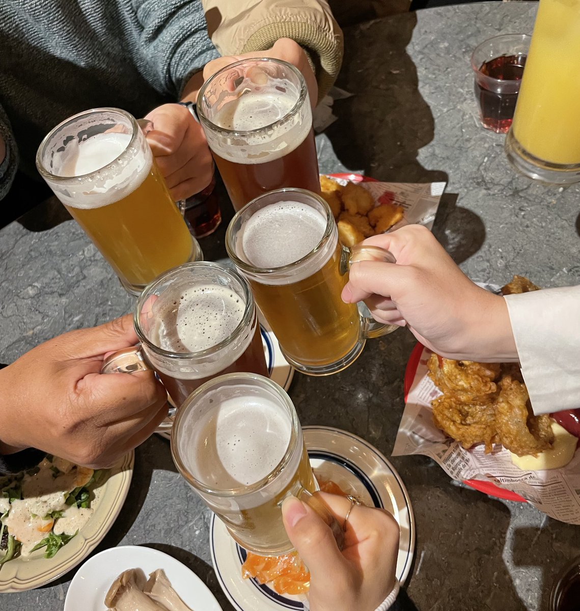 激レア❗非売品　関西万博　バーレーン王国　金と黒セート　ナシオナルデイピン 超レア 非売品 大阪万博2025 バーレーン王国 ナショナルデーピン 招待