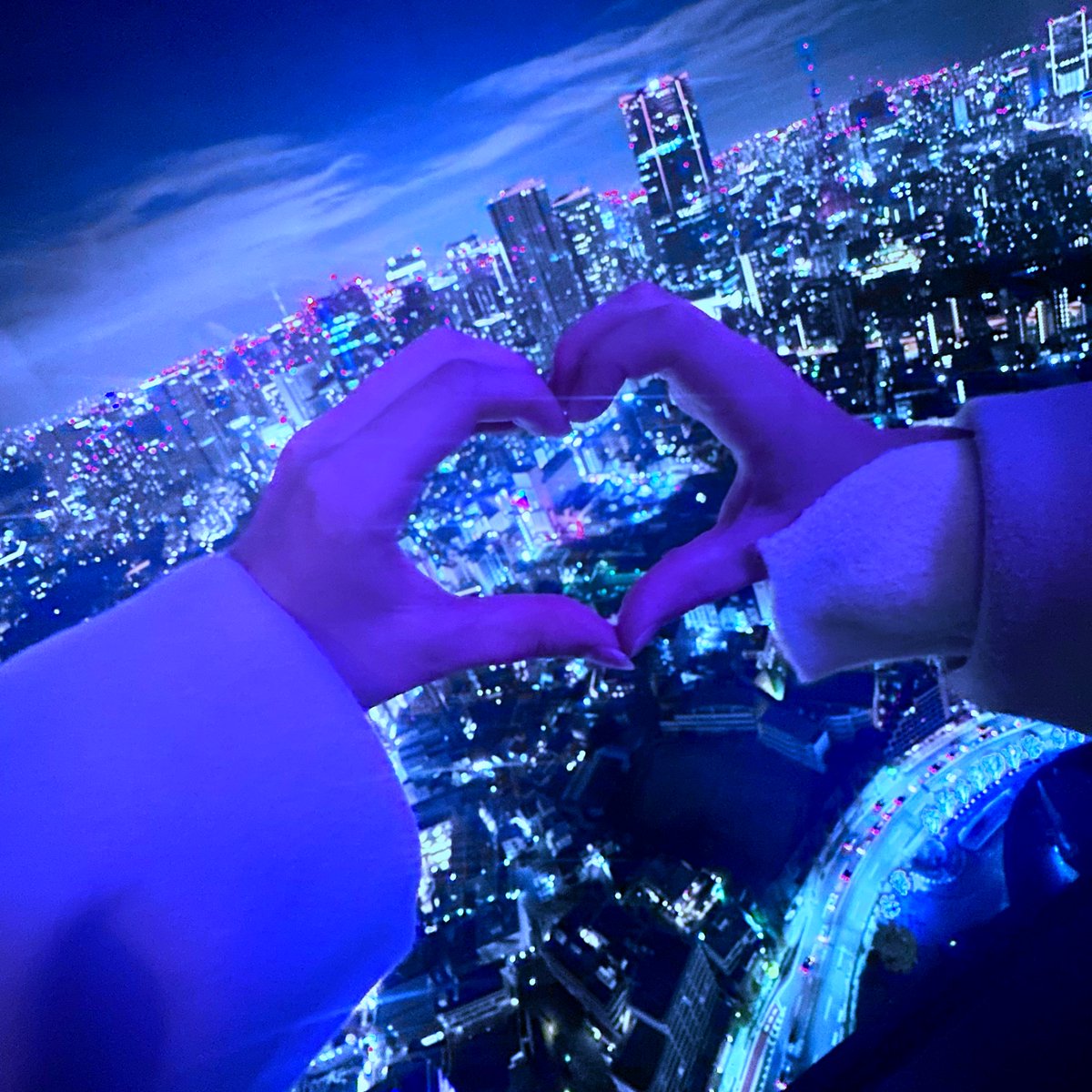 XxomemexX's tweet image. 六本木ヒルズに「帝国少女」の聖地巡礼してきました〜!!
#帝国少女 #聖地巡礼