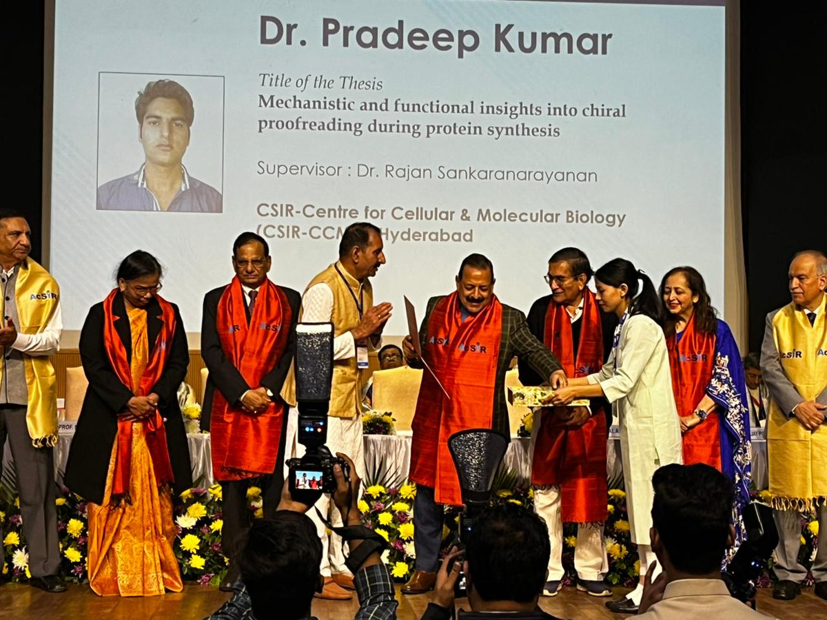 ccmb_csir's tweet image. Many congratulations to @Pradeepkumar_2 and @meiosiva for the AcSIR Best Thesis Awards.
@CSIR_IND @AcSIR_India