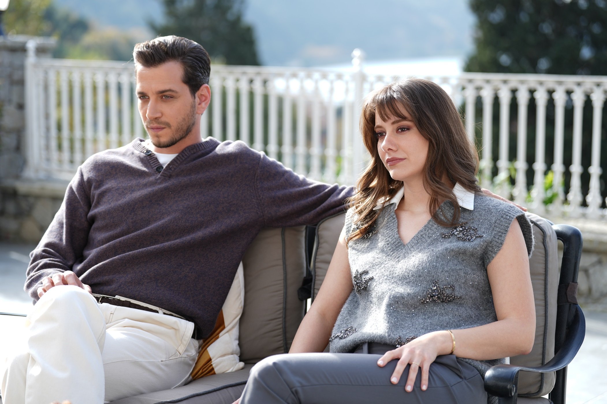 G6gdH7aX0AEbQ22?format=jpg&name=4096x4096