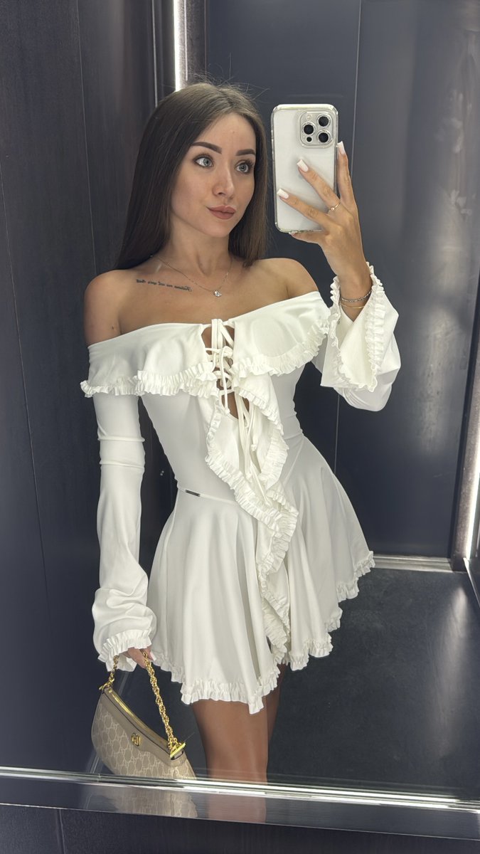 Katie Pearl tweet media