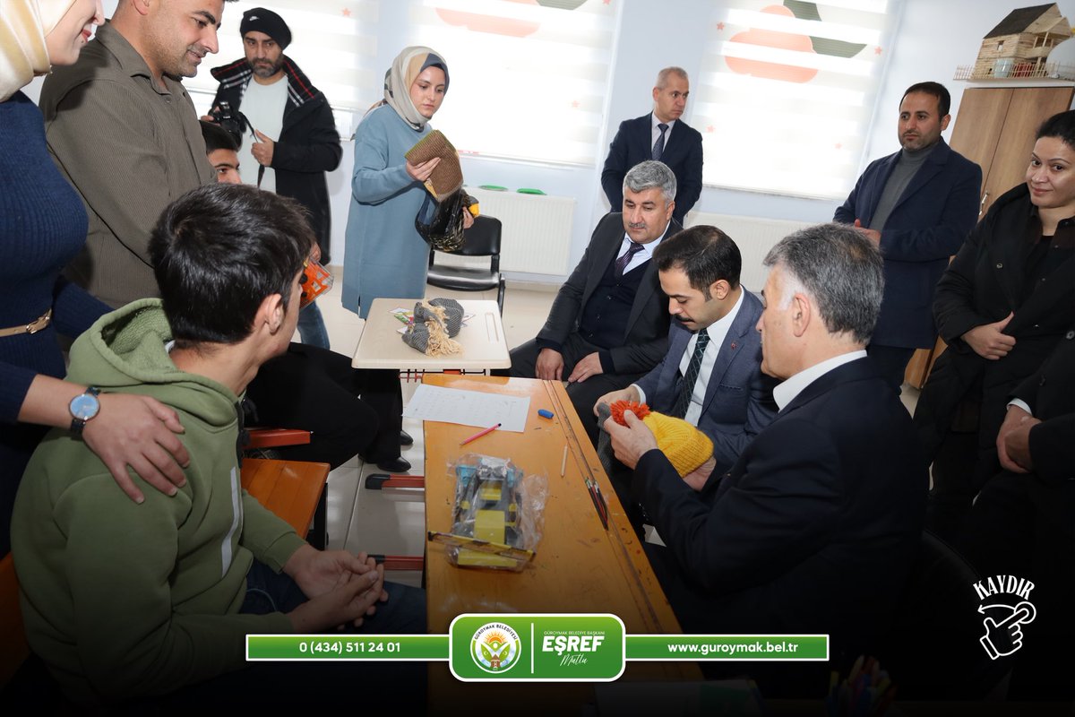 📚24 Kasım Öğretmenler Günü’nü Okulumuzda Kutladık

Güroymak Salih Özmen Özel Eğitim ve Uygulama Okulunda 24 Kasım Öğretmenler Günü münasebetiyle anlamlı bir program gerçekleştirildi.