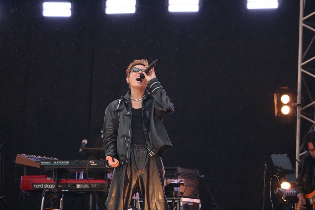 𝑬𝑿𝑰𝑳𝑬 𝑻𝑯𝑬 𝑺𝑬𝑪𝑶𝑵𝑫 𝑳𝑰𝑽𝑬 𝑻𝑶𝑼𝑹 𝟐𝟎𝟐𝟔