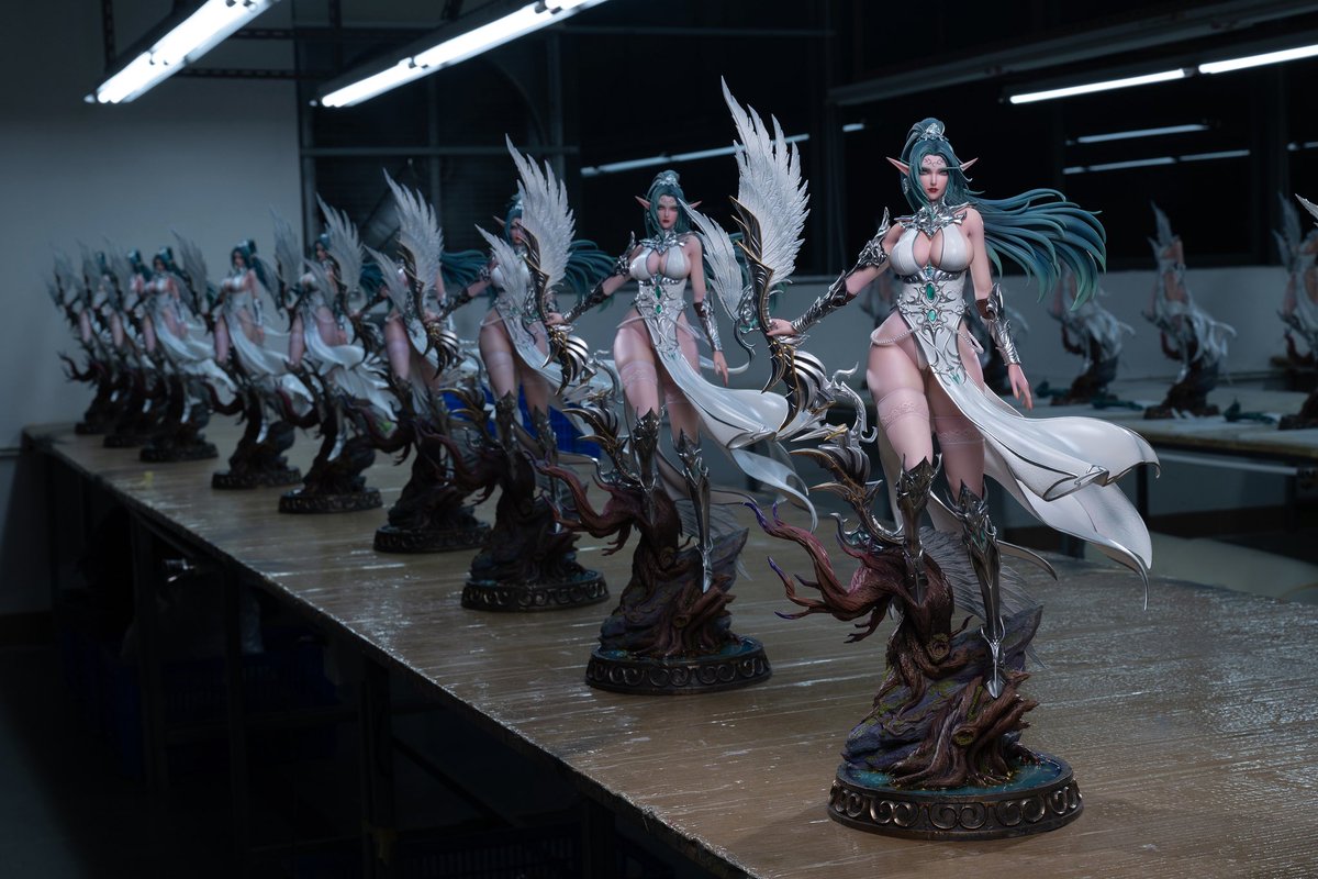 Busworkstudio's tweet image. Bus 1/4  Tyrande Whisperwind