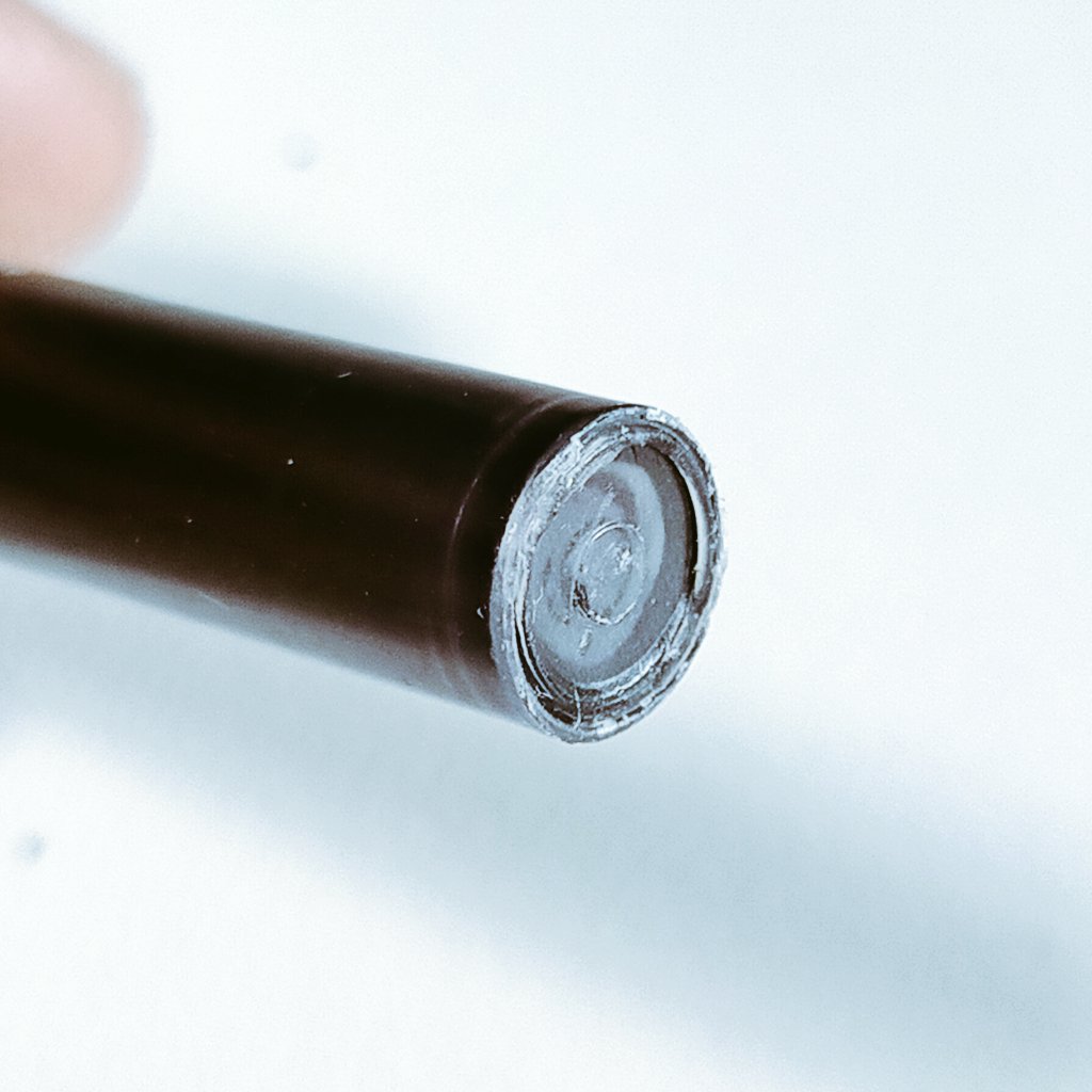 Penguindou_2022's tweet image. 独自規格のカートリッジ・コンバーターな万年筆メーカー
️🇯🇵パイロット
️🇯🇵プラチナ
️🇯🇵セーラー
️🇩🇪ラミー
️🇮🇹アウロラ
🇺🇸クロス
️🇺🇸パーカー
🇮🇳シェーファー
そして、シェーファーの古いカートリッジが過去一ムズい（どっちに挿すべきかもいまだ迷う）