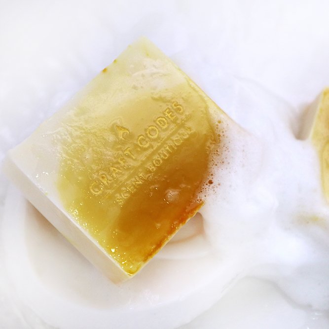 Craft_Codes's tweet image. 4주차 이벤트✨
언제나.. 그.. 수량 업데이트 소식을 올리면 알티도 안해주시고(ㅠㅠㅠ) 수량만 솜씻는 너구리 되는 크라코 비누라인을 이벤트로 걸어봅니다!
이 글을 알티해주신 분들 중 추첨으로 뽑아 크라코 꿀비누&amp;amp;멘톨비누 총 2개를 보내드려요 ;)*
당발은  30일 밤 12시입니다