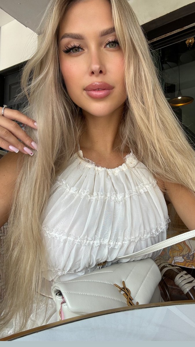 IrenCryptoQueen's tweet image. GM #Crypto legends 🌞 

Have a great Monday 💸🚀☕

#CryptoMarket #CryptoTrading #CryptoCommunity