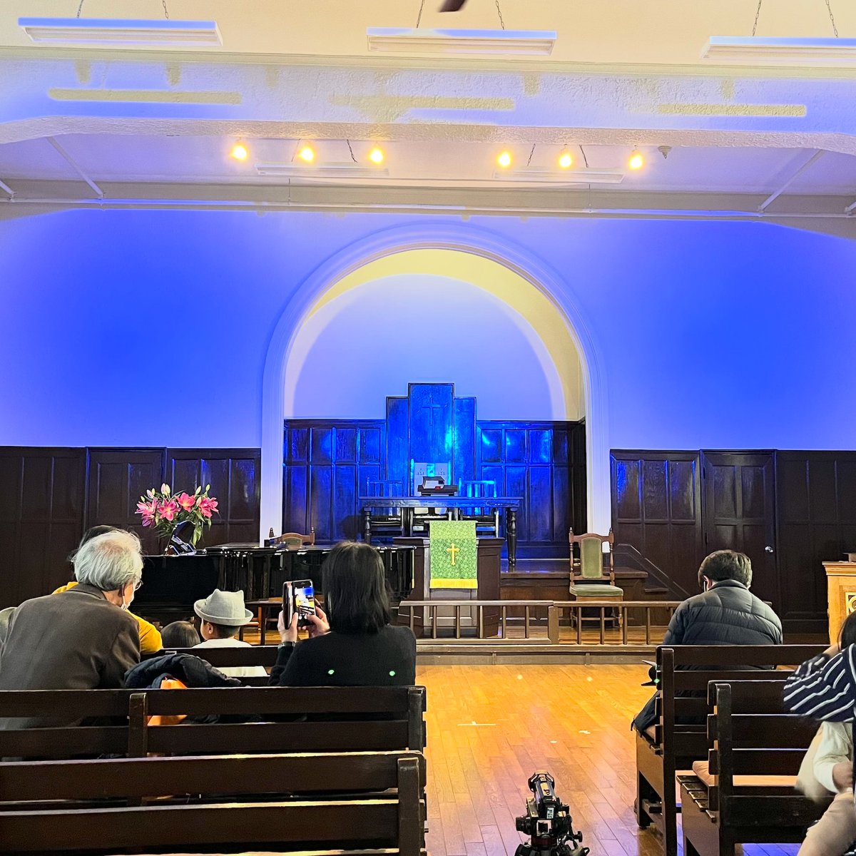 今日は心斎橋にある島之内教会という教会で、ストリングス発表会に出てきました。ヴィヴァルディのバイオリン協奏曲 A-moll 第1楽章。

バイオリンを始めて11年目。音の出し方、緊張への対処の仕方、準備のスキルなど、総合的にレベルアップした気がします。