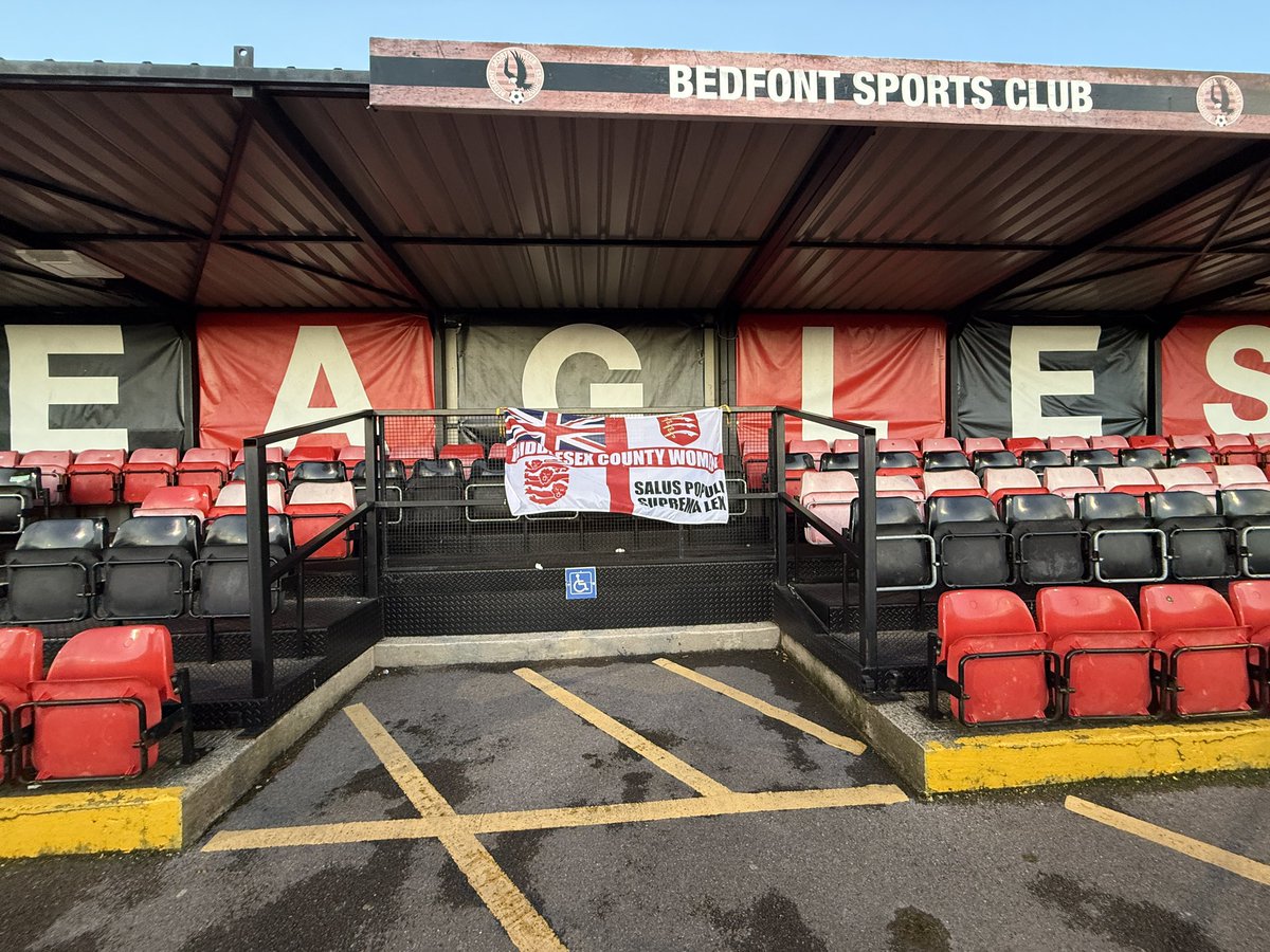 Despite not playing a senior team game for the Rs, Ashley Cheatley featured for QPR at youth level &amp; was coached by Rangers greatest ever manager Steve Quashie.

Let’s get this forever R FIFA Best Marta award… VOTE NOW!

#QPRWFC #QPR #Grassroots #HGT

fifa.com/the-best-fifa-…