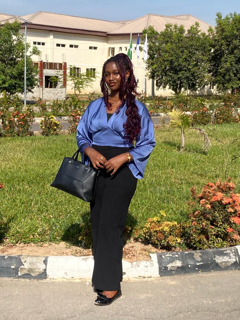 oloja_fatima's tweet image. First post on X😂
Pictures taken On Saturday at Tedx, Bingham University 🙂‍↔️💕

It was an amazing event!!
#FirstPost #TrendingNow #tedx #binghamuniversity #tedxbinghamuniversity