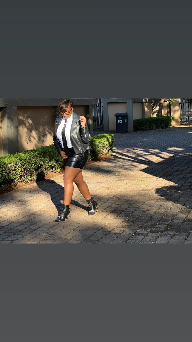 DozThebe's tweet image. Beast