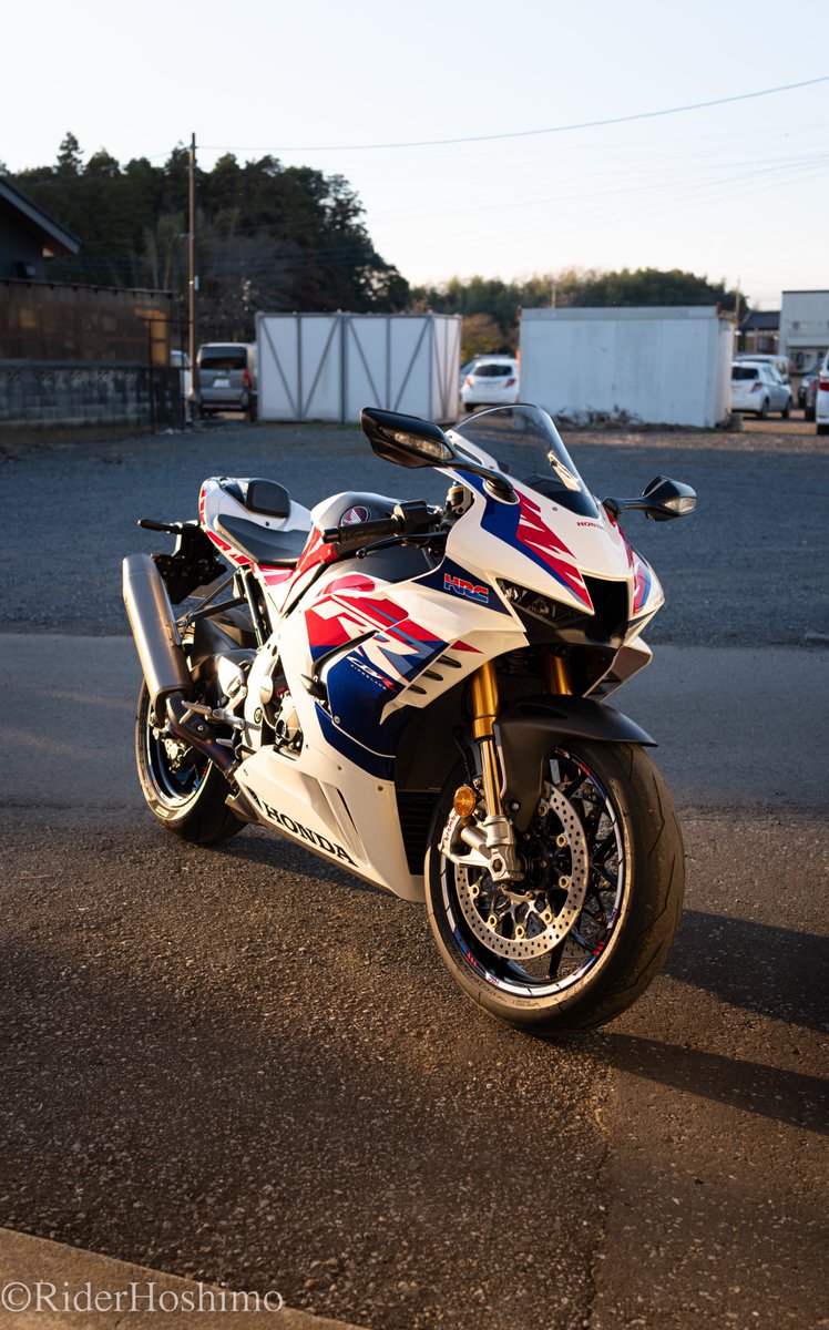 RiderNakajima's tweet image. ＃CBR1000RRR
#30th