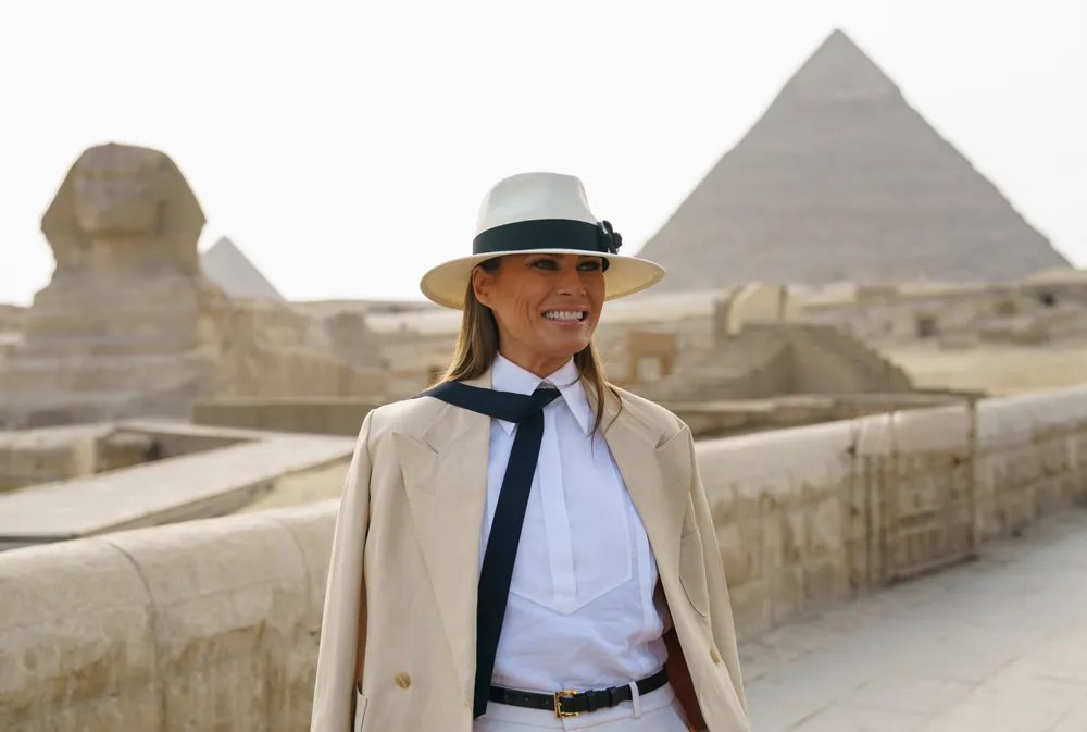 OfficialPascalN's tweet image. Be Honest

If you are really here and I have something important to share with my wonderful X family, but I want everyone here before I say it.      

So if you&apos;re really here and want to know what I have to say, show me a 👍 or drop a Dot . Be honest right now