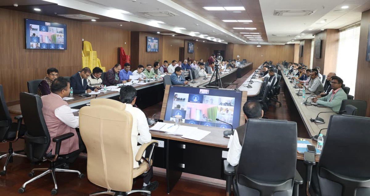 District Administration Patna tweet media