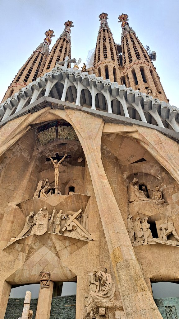 サグラダファミリア