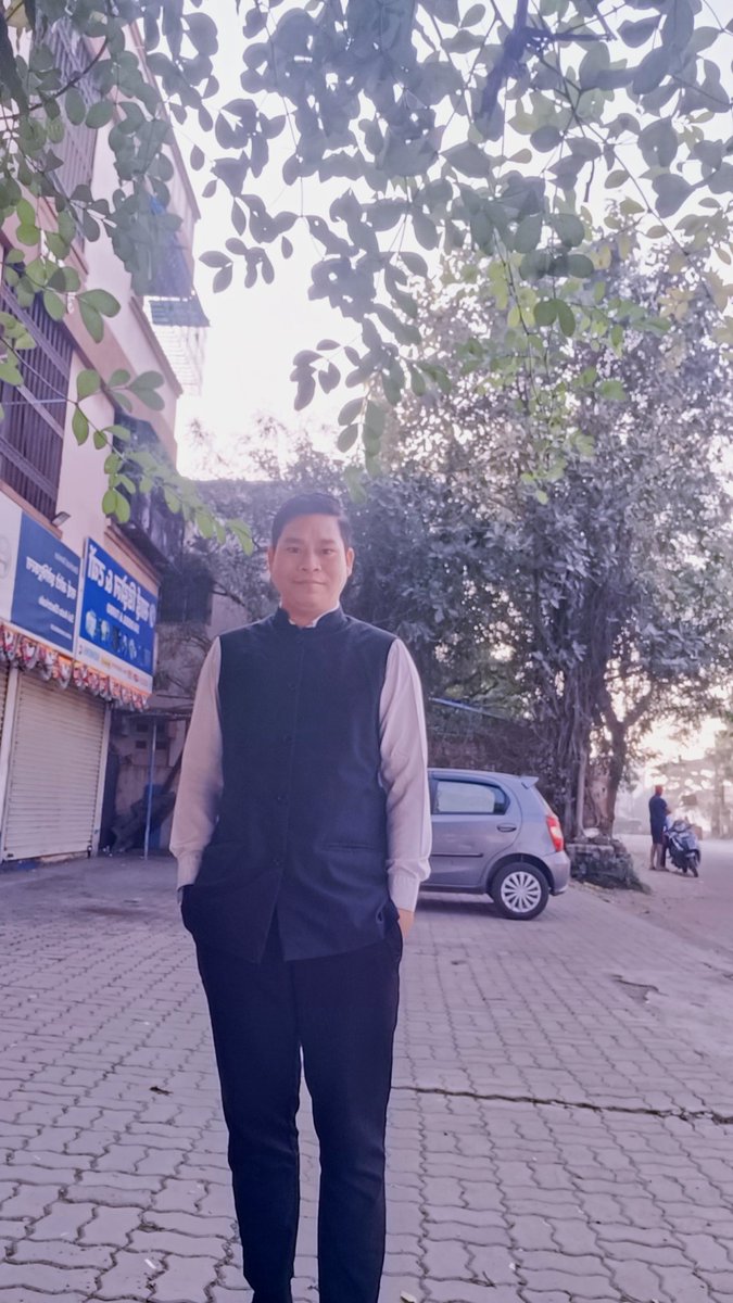 dharmajeetchak's tweet image. “Life is not about happiness....it&apos;s about suffering and knowledge and pain and heartache....without any of that you might as well just be an empty soul”. 😔

Hiyedukh-Monawdukh araw nana Gyan chara ei Jiboanan haror sukh-shanti nei. 😥