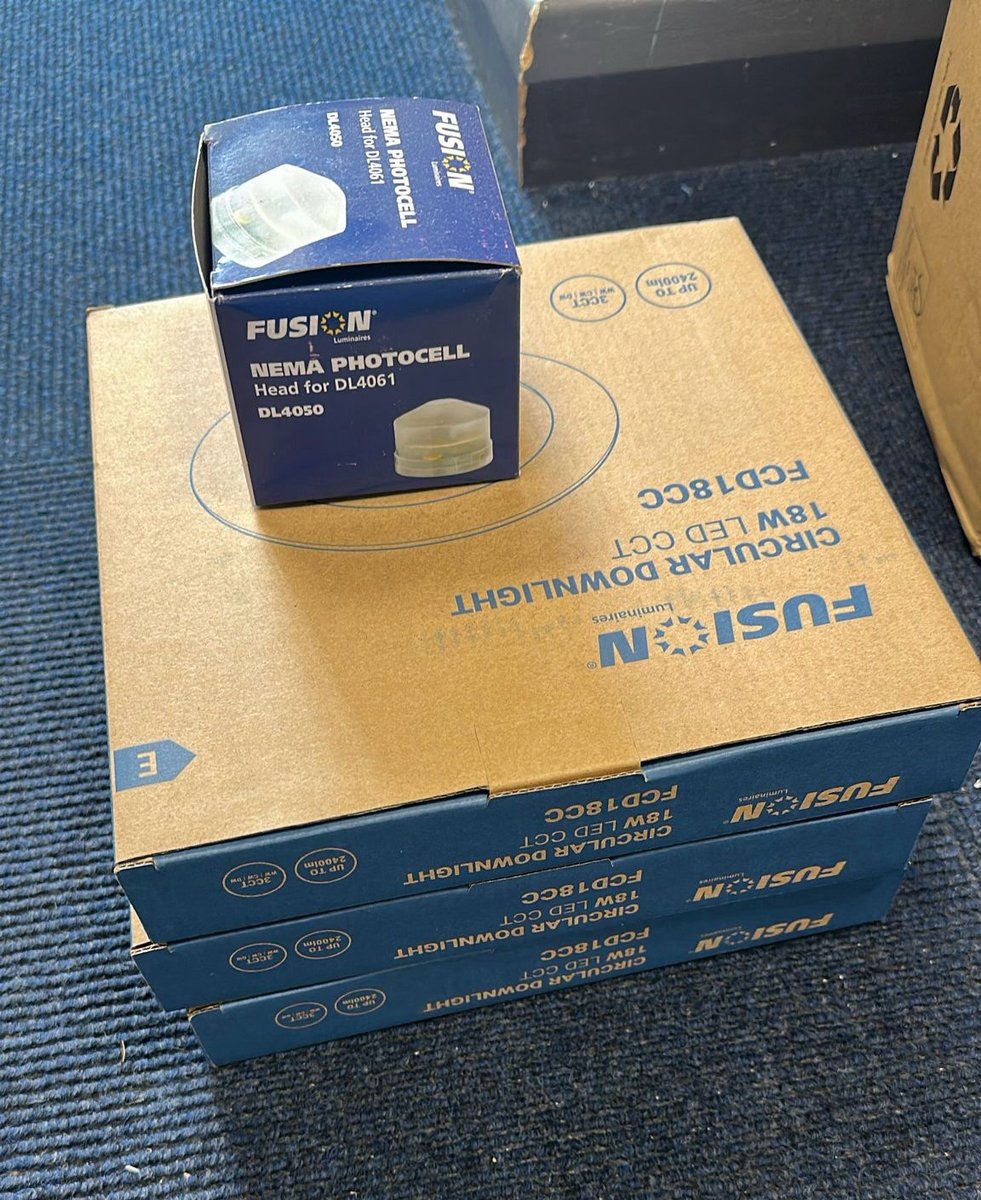Ready for the next job of the day 💡

#eastbourne #electricican #lighting