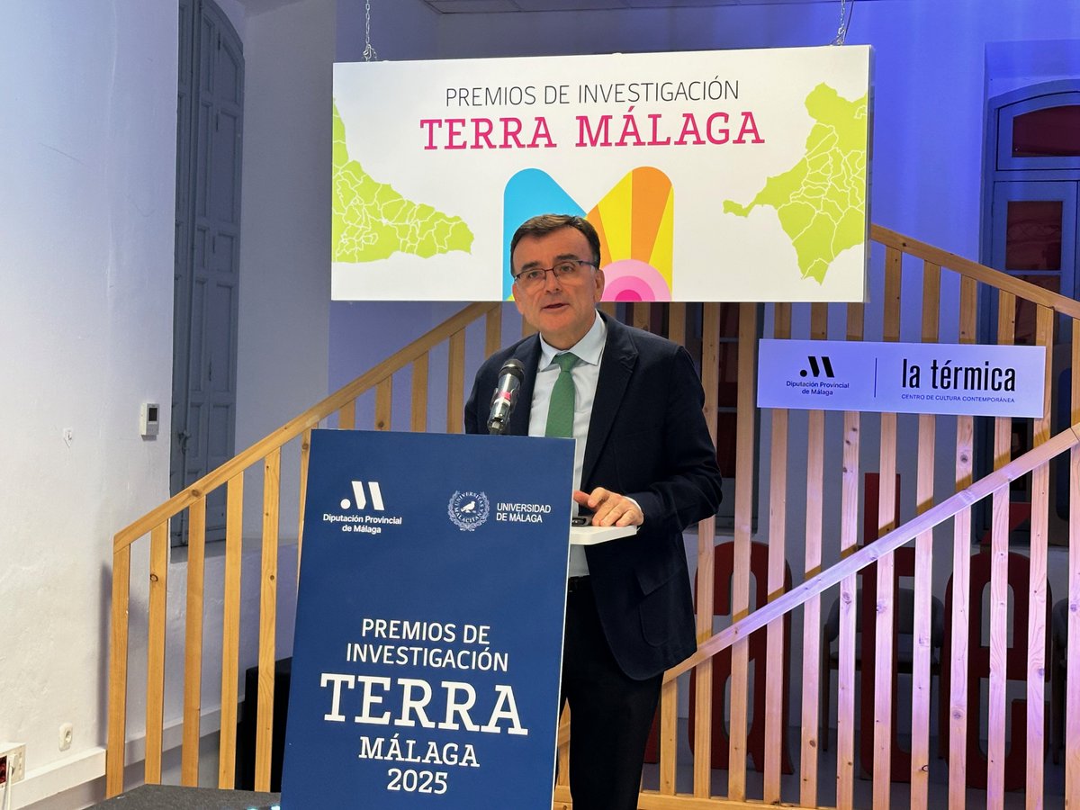 InfoUMA's tweet image. UMA y @diputacionMLG entregan sus #Premios Terra 2025, que distinguen a los mejores 🎓 TFG, TFM y tesis doctorales centrados en el desarrollo social y económico de #Málaga. 

¡Enhorabuena a los premiados! 👏
#TalentoUMA