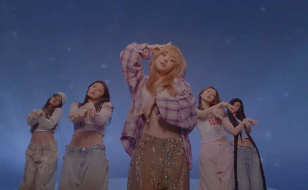 minjunetic's tweet image. I'M SO FUCKING DIZZY WTF BLOND MINJU 😭😭😭😭😭😭😭😭