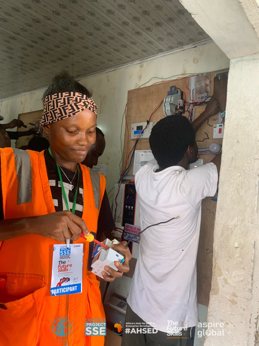 OfficialAHSED's tweet photo. Just visited our Solar Installation center—these Project SSE (Proudly sponsored by Tantita security Company) trainees are locked in and learning fast. 

Even the ladies are out here installing solar like pros. 

The future is bright. ☀️⚡️ #ProjectSSE #AHSED https://t.co/9kKKu10W5Y