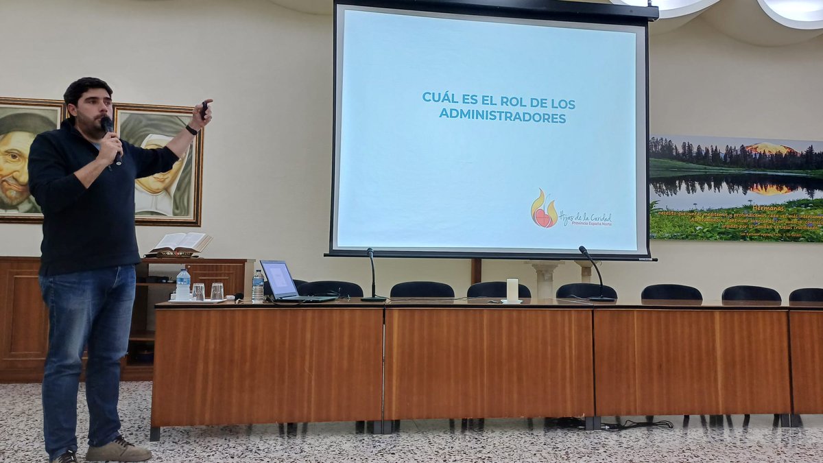 HijasCaridadEN's tweet photo. En #Villaobispo tuvo lugar el encuentro anual de administradores/as de la Provincia: 40 personas se reunieron y abordaron temas como: #Compliance, seguros con #ALKORA, financiación #FUNDAE e indicaciones del #Economato. Un espacio necesario para vivir la misión vicenciana 🫂. https://t.co/pklbXRUcSs