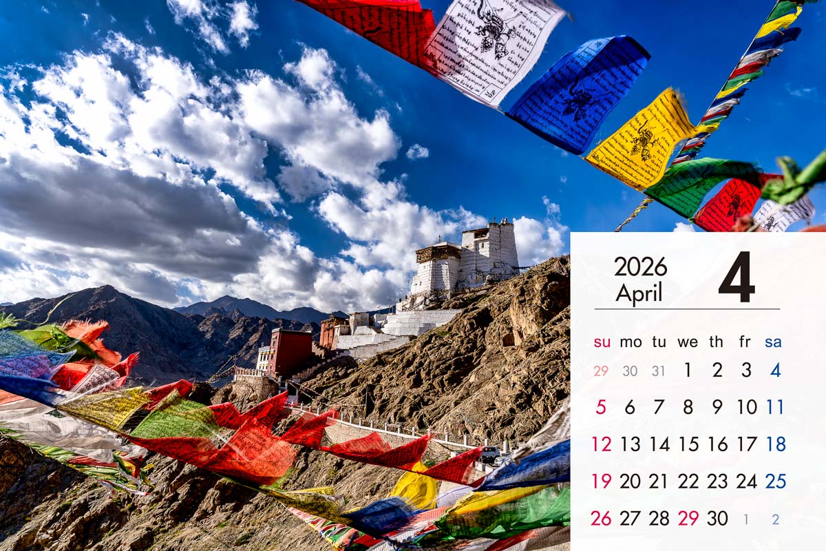 来年度の卓上カレンダーの販売を開始しました。テーマは「ラダックの風景」。ここにしかない圧倒的な大自然と、伝統を守りながら暮らす人々の姿が楽しめる12ヶ月です。
tabisora.com/blog/calendar2…