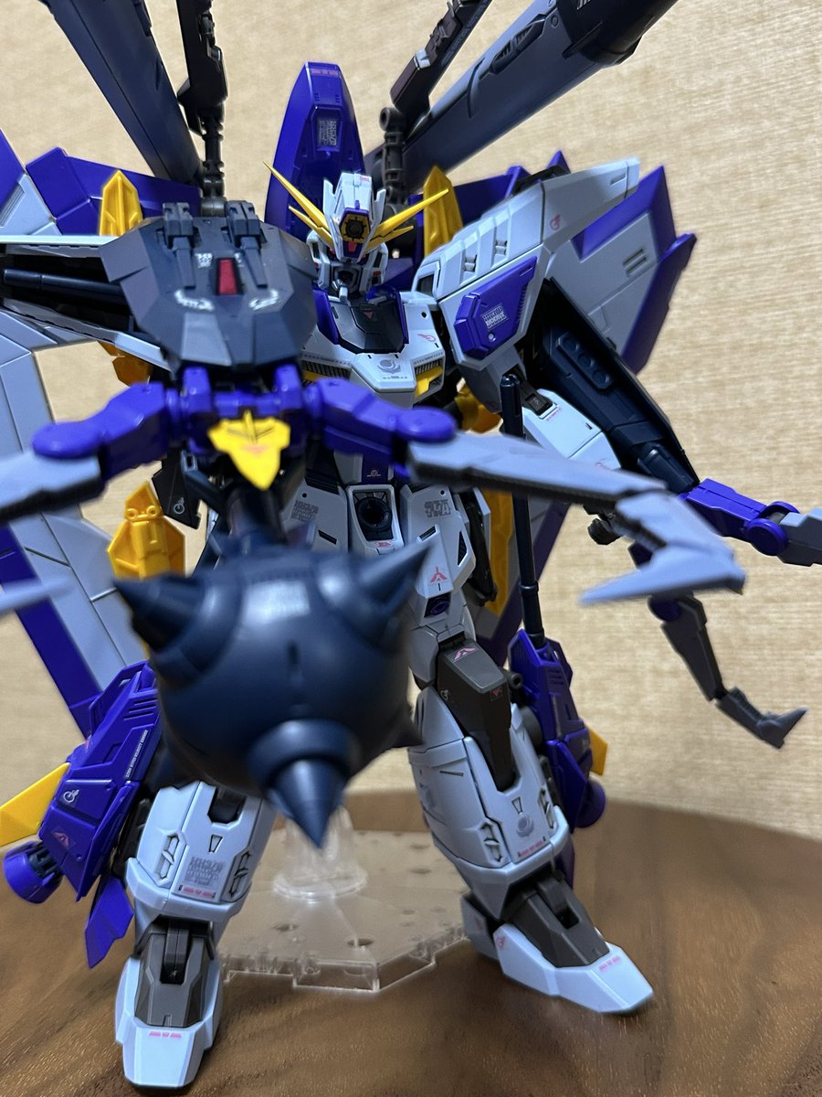PARA_89314_'s tweet photo. ブーストレイダー完成👏

なんだこの詰めるだけ詰めました感😂
公式がここまでするの珍しい🤭

THE悪役 たまりません🤤

👇👇👇変形は下へ

 #ガンプラ 
 #ガンプラ初心者 https://t.co/tEqJMiTrDw