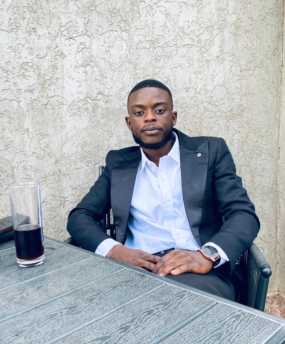 IpangaJenovic's tweet photo. Alors ce matin, rappelle-toi ceci :
L’ego ferme les portes.
La communication les ouvre.
Et l’écoute les garde ouvertes.
Construis des ponts.
Entretiens-les.
Marche dessus avec douceur.
#BoostMatinal #Leadership #Communication https://t.co/W7xrU58I8V