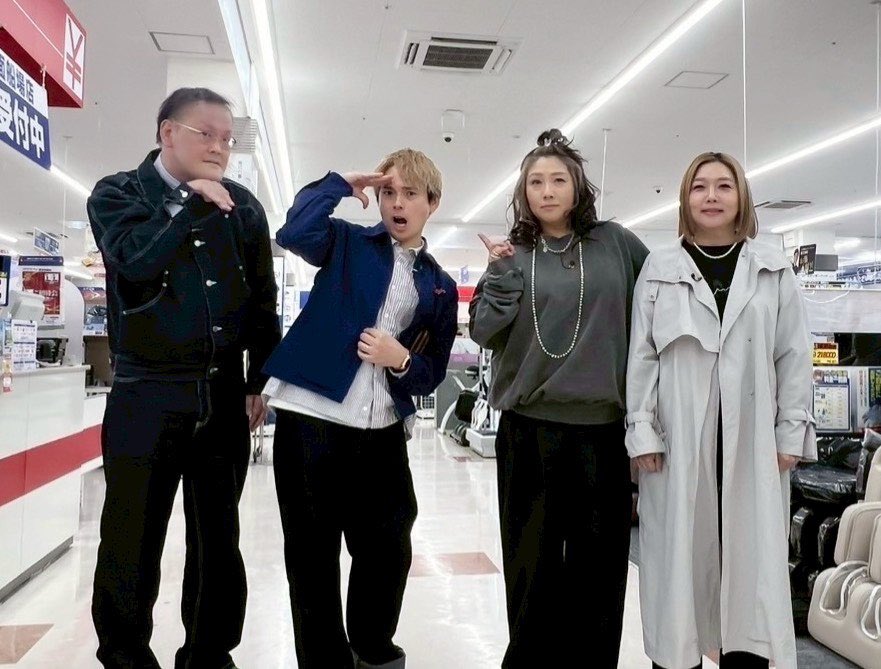 dokoiko_tvo's tweet image. ／
昨日放送の #やすとものどこいこ
＼

アインシュタイン稲田@tosakomainada &amp;amp;
祇園木﨑@giontarokizaki と箕面で買い物した
お店&amp;amp;商品情報🛍️は #テレビ大阪 番組HPから
ご覧下さい！
→ tv-osaka.co.jp/ip4/yasutomo/

TVer配信中➡️ tver.jp/episodes/ep2kz…