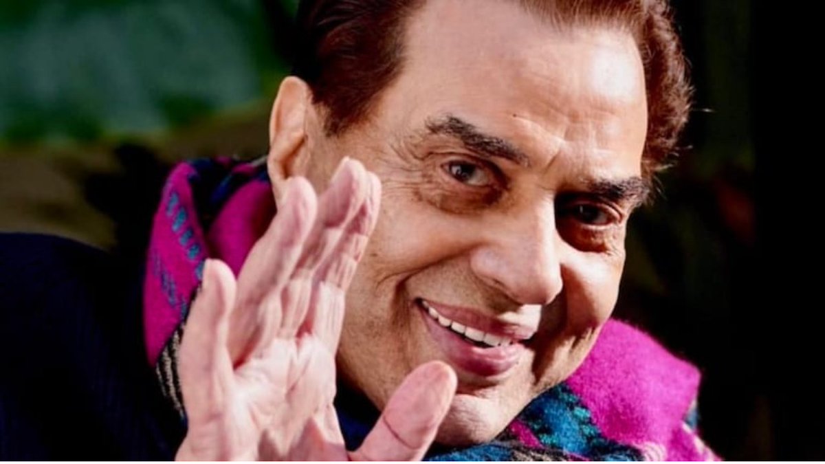 TheNationalBul1's tweet photo. Dharmendra Death News: Reports Claim Veteran Actor Passes Away at 89 
#DharmendraDeol #dharmendradeath #deathnews #BollywoodNews #BollywoodCeleb  
https://t.co/tpzLcZ60OP #latest_news https://t.co/1GR3J3i9Yr