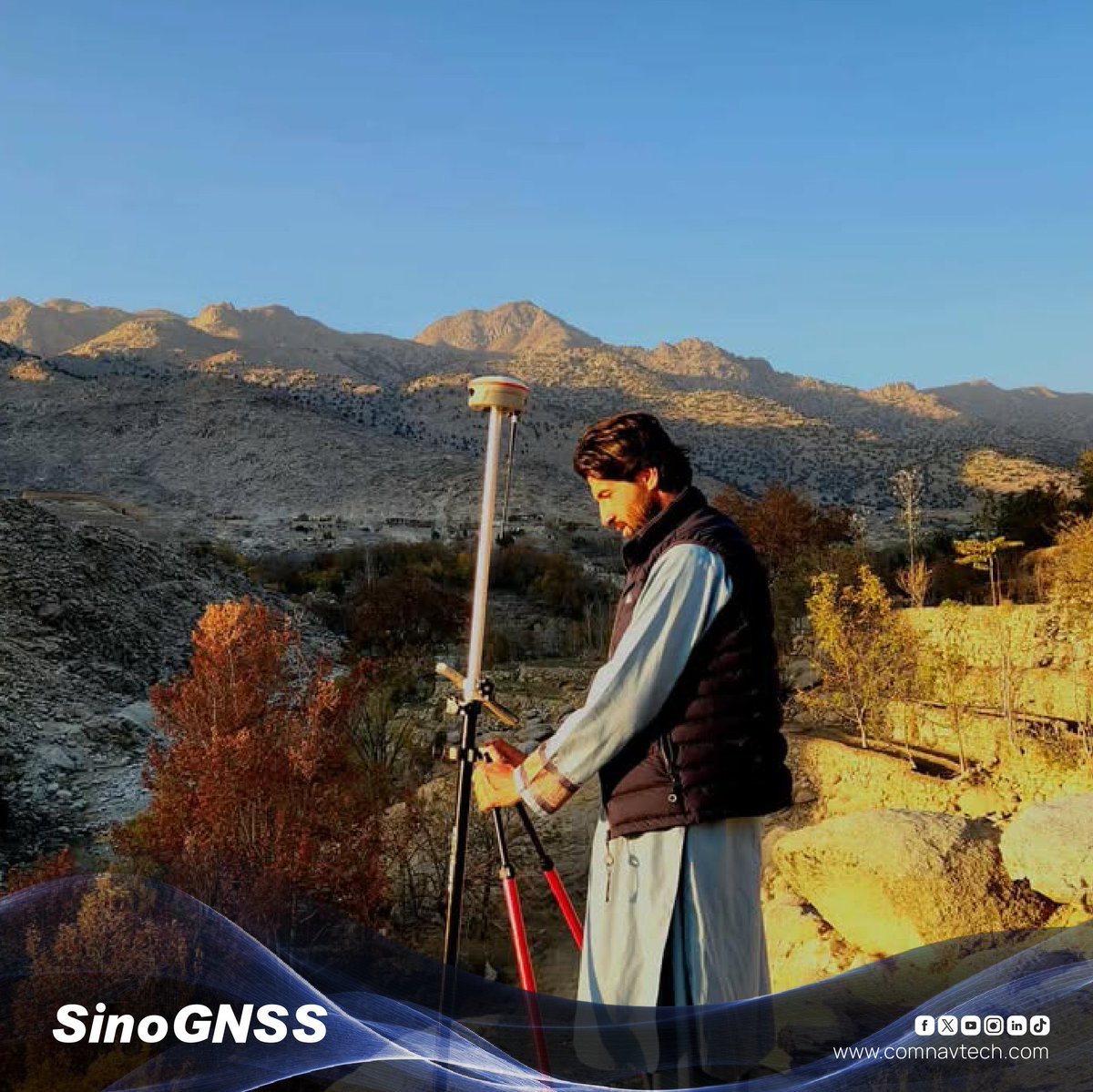 ComNav_Tech's tweet image. Challenging terrain? No problem.
Jupiter Laser RTK can provides 50M-range laser surveying and stable positioning — even in hill regions. 
Learn more &amp;gt;&amp;gt; comnavtech.com/product/receiv…
#SinoGNSS #ComNavTech #Surveying #GNSS #Laserrtk #GPS