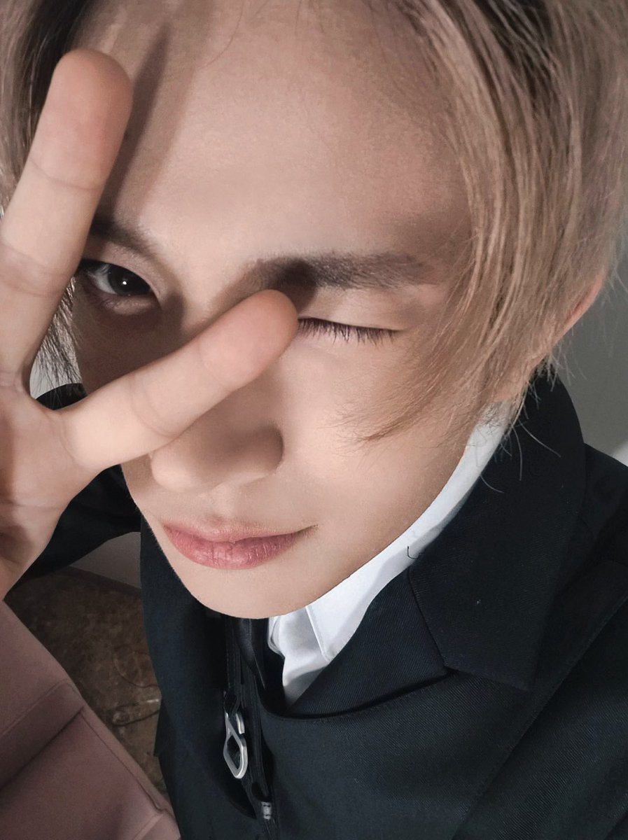 [ #희승’s Post ] 251124

#HEESEUNG: Good night ENGENEs 🫶🫶

<a href="/ENHYPEN_members/">ENHYPEN</a> <a href="/ENHYPEN/">ENHYPEN OFFICIAL</a> #ENHYPEN #엔하이픈