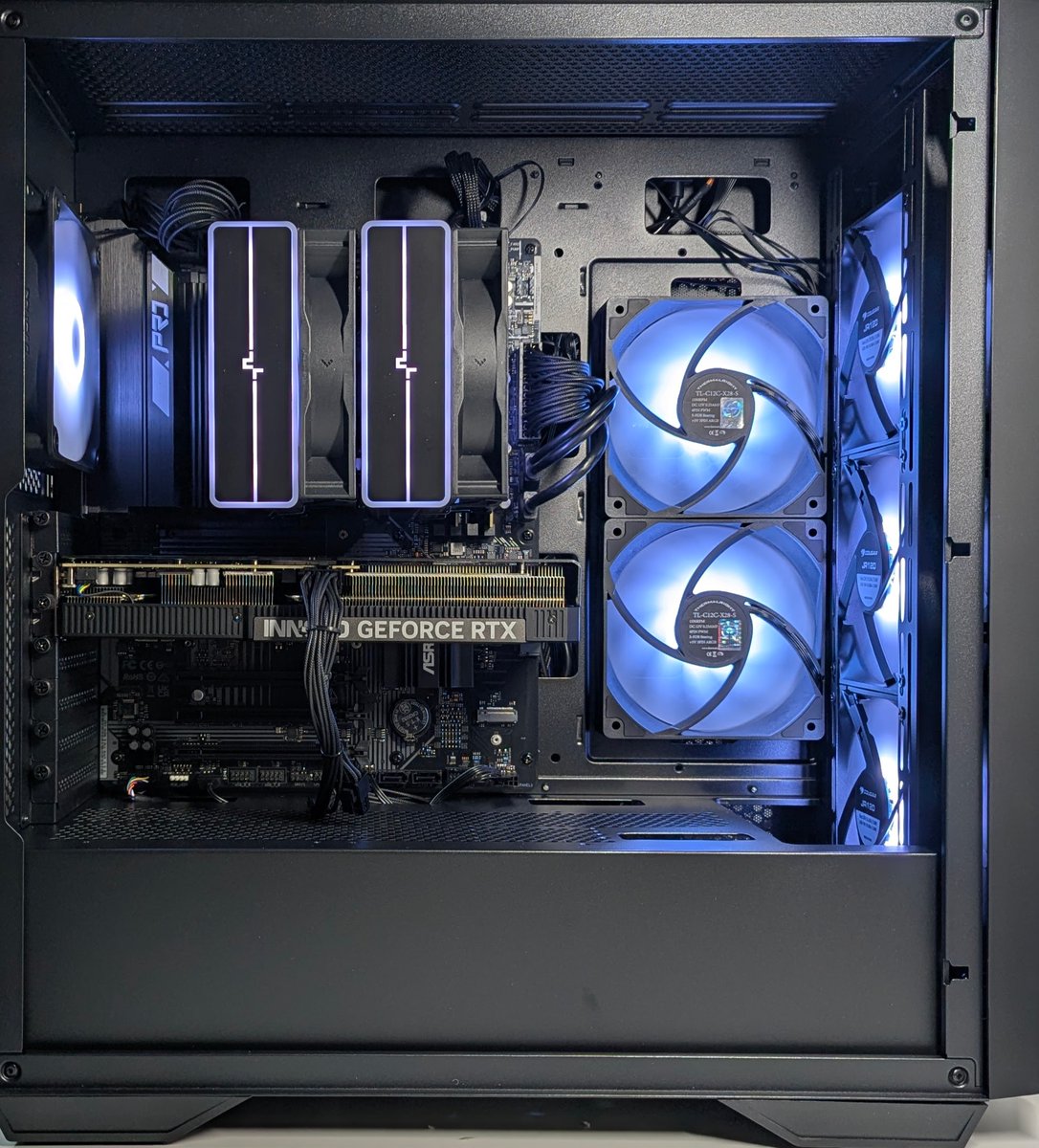 【新品】RTX5060搭載ゲーミングPCフルセット ds900wh