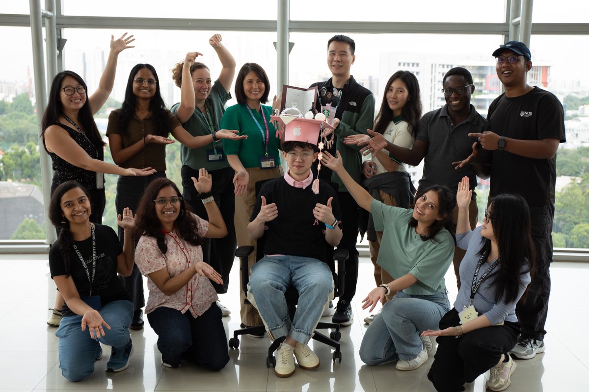 nano_jenn's tweet photo. Congrats to Dr. @AveryRuiSun (aka Dr. DECIPHER) on his awesome PhD defense today @BME_NUS @MBIsg on #cardiac #aging #ECM #mechanobiology #biomaterials!! 🥳

What a perfect pink hat complete with a thesis 'tasting menu' the lab created for this special occasion!🎓🩷

📷Lucie Kim https://t.co/ma7oTzWe5L