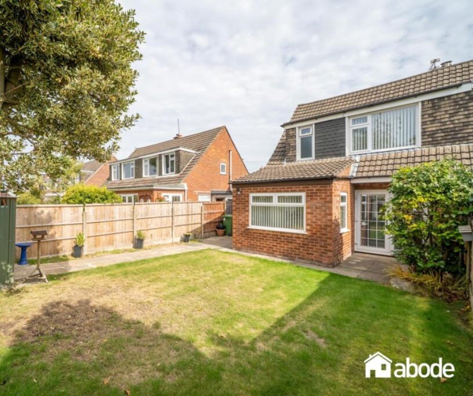 theabodegroup's tweet image. 🔥 For Sale | Fountains Way, Formby

Ideal for first-time buyers &amp;amp; downsizers. Immaculate 2-bed semi with 4-piece bathroom, breakfast kitchen, lounge–diner, utility &amp;amp; WC, driveway, garage &amp;amp; garden. No chain.

More info: 

rightmove.co.uk/properties/166…

📩 DM to book a viewing

#Formby