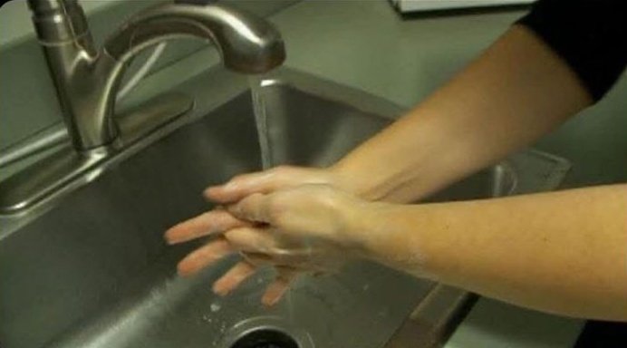 jesu__tofunmii's tweet image. Me after every step of cooking: